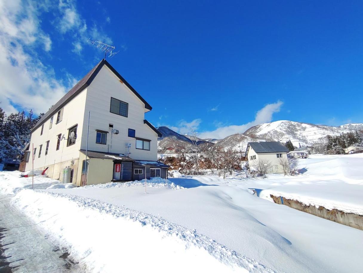 Hakuba Norikura Wakaguri Guesthouse Otari Eksteriør bilde